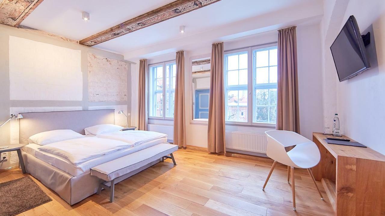 Anno 1433 Hotel Lueneburg Buitenkant foto