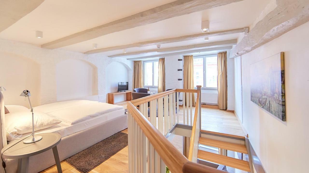 Anno 1433 Hotel Lueneburg Buitenkant foto